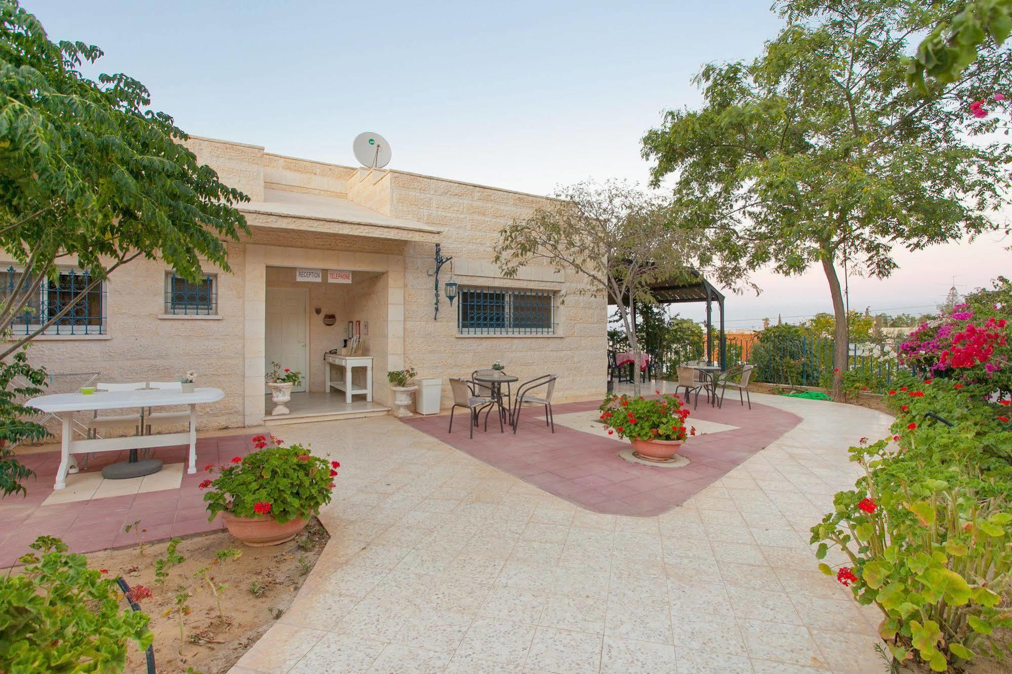 בית הארחה ערד 	וילה 1000 מראה חיצוני תמונה